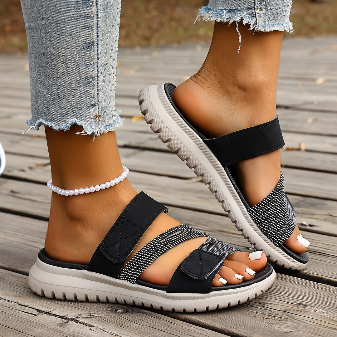 Sandalia deportiva plana para mujer