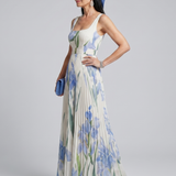 Alejandra | Vestido midi sin mangas con escote cuadrado y estampado floral