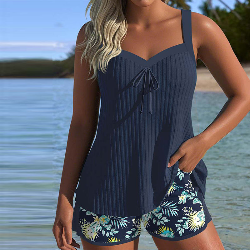 Tankini de rayas con culote tipo short para mujer