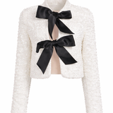 Chaqueta Elegante Brillante con Detalles de Pajarita Negra
