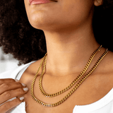 Collar con colgante de oro cubano