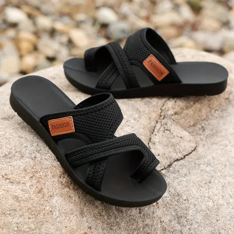 Sandalia casual con bandas cruzadas para mujer