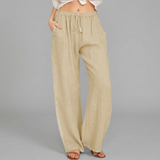 Pantalones con líneas aireadas