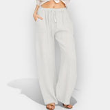 Pantalones con líneas aireadas